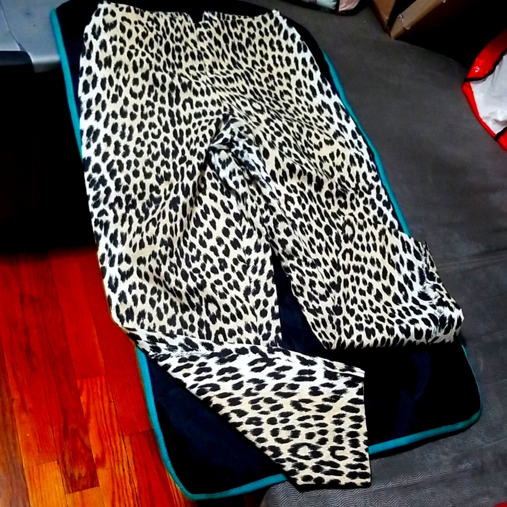 LEOPARD  print Ankle pants
